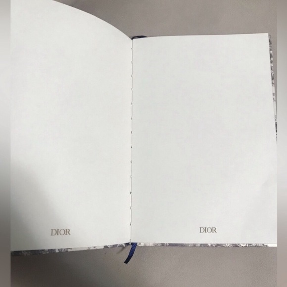 Dior note book - Picture 3 of 6